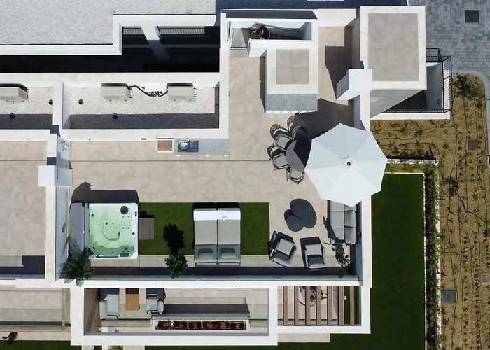 Golden View Atalaya Апартаменти