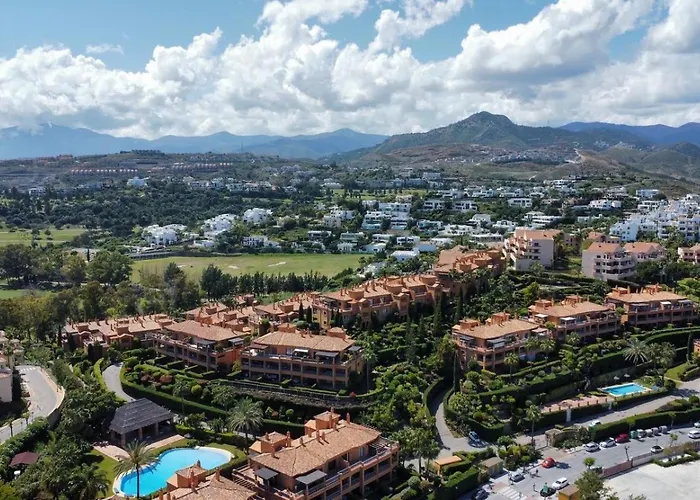 Golden View Atalaya * Естепона