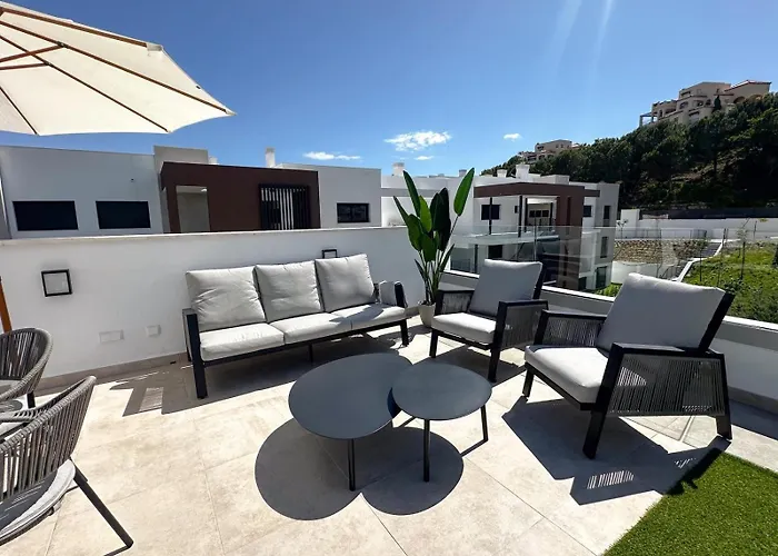 Golden View Atalaya Апартаменти *